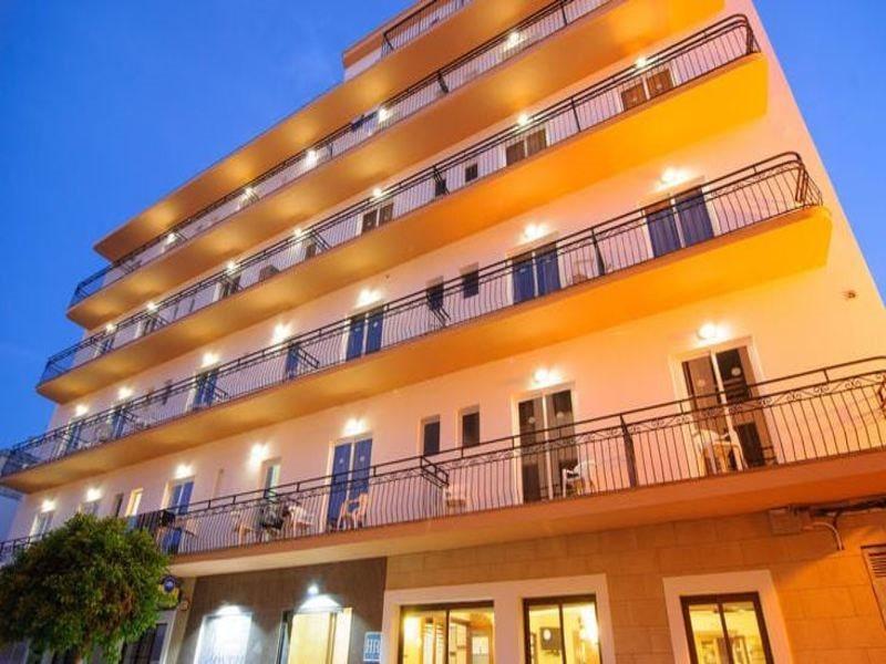 Hostal Rosalia San Antonio  Kültér fotó