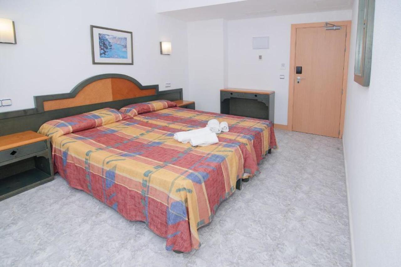 Hostal Rosalia San Antonio  Kültér fotó